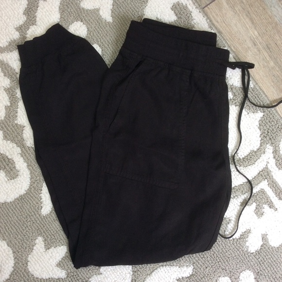 Two by Vince Camuto Pants - Two by Vince Camuto black joggers XS